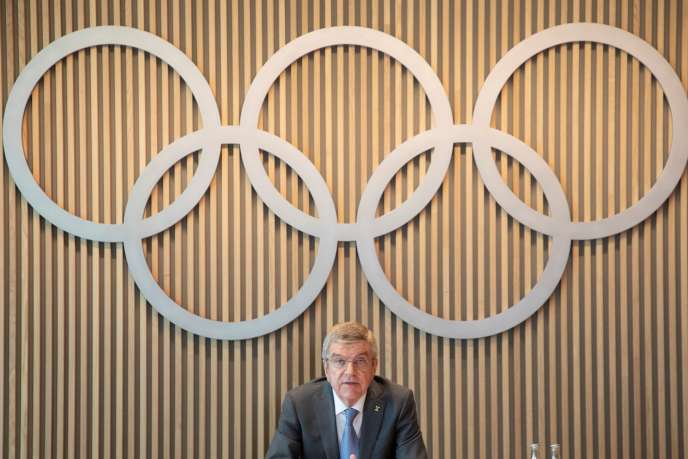 « Jamais nous n’avons eu à organiser des Jeux olympiques reportés, donc il n’y a pas de plan pour cette tâche gigantesque », a expliqué le président du CIO, Thomas Bach. 