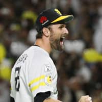 Dennis Sarfate set an NPB record with 54 saves during the 2017 season. | KYODO