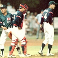 Katsuji Kawashima (left) managed the Japan national team in 1996. | KYODO