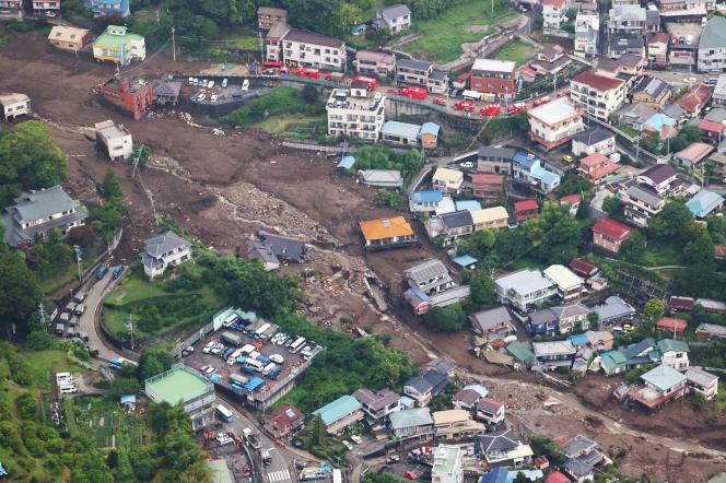 Une vue aérienne du site du glissement de terrain dans la ville d’Atami, préfecture de Shizuoka, au Japon, le 5 juillet 2021.