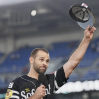 Nick Martinez, who joined SoftBank as a free agent last winter, is 8-3 in 17 starts this season. | KYODO