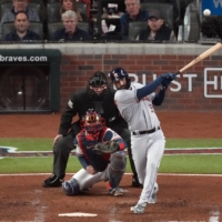 Astros second baseman Marwin Gonzalez connects on a two-run single against Braves during the fifth inning in Game 5 of the World Series in Atlanta on Sunday. | USA TODAY / VIA REUTERS