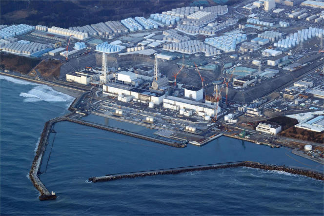 Vue aérienne de la centrale nucléaire de Fukushima Daiichi, au Japon, le 17 mars 2022.