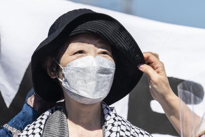 La fondatrice de l’Armée rouge japonaise, Fusako Shigenobu, après sa libération de prison, le 28 mai 2022 à Akishima, dans la préfecture de Tokyo.