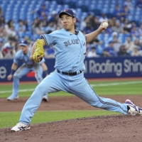 Blue Jays starter Yusei Kikuchi pitches against the Orioles in Toronto on Tuesday. | USA TODAY / VIA REUTERS