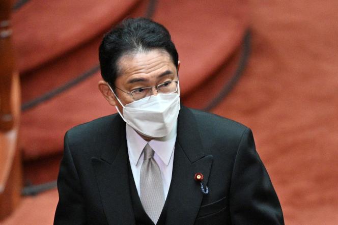 Le Premier ministre japonais, Fumio Kishida, lors d’une session extraordinaire de la Diète, le parlement du pays, à Tokyo le 3 août 2022.