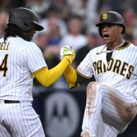 The Padres added former Nationals players Juan Soto (right) and Josh Bell at the trade deadline this season. | USA TODAY / VIA REUTERS