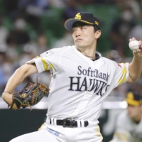 SoftBank starter Tsuyoshi Wada pitches against Rakuten in Fukuoka on Tuesday. | KYODO