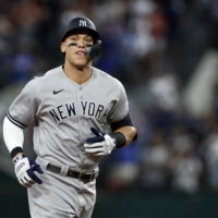 The Yankees' Aaron Judge broke the AL home run record with his 62nd of the season on Tuesday. | USA TODAY / VIA REUTERS