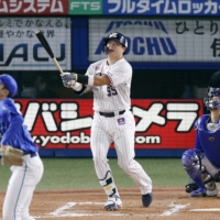 Swallows slugger Munetaka Murakami, who won the Triple Crown this season, will lead Japan in friendlies against a pair of NPB clubs as well as Australia. | KYODO