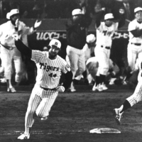 Former Tigers great Randy Bass was voted into the Japanese Baseball Hall of Fame on Friday. | KYODO