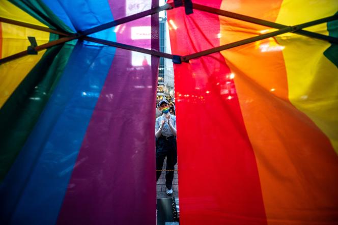 Lors d’une manifestation en faveur de l’égalité des droits pour les personnes LGBT+, à Tokyo, en juin 2021.