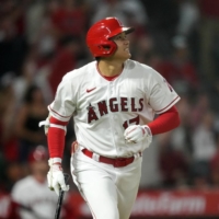 Shohei Ohtani rounds the bases after his ninth-inning home run against the Astros in Anaheim, California, on Saturday. | USA TODAY / VIA REUTERS