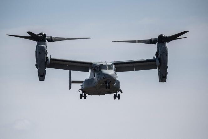 Un MV-22 Osprey de la marine américaine à Gotenba, dans la préfecture de Shizuoka, au Japon, le 15 mars 2022. 